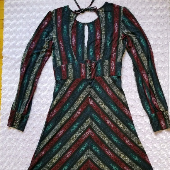 Free People Dresses & Skirts - Free People Chevron Floral Cut Out Keyhole Dress